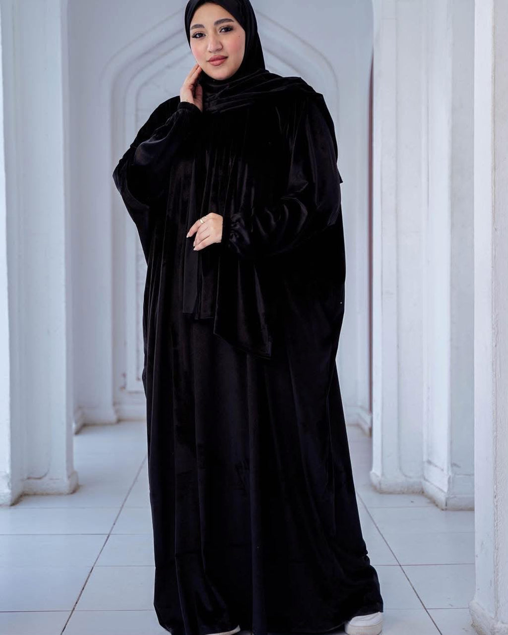 Women's Black Velvet Prayer Dress