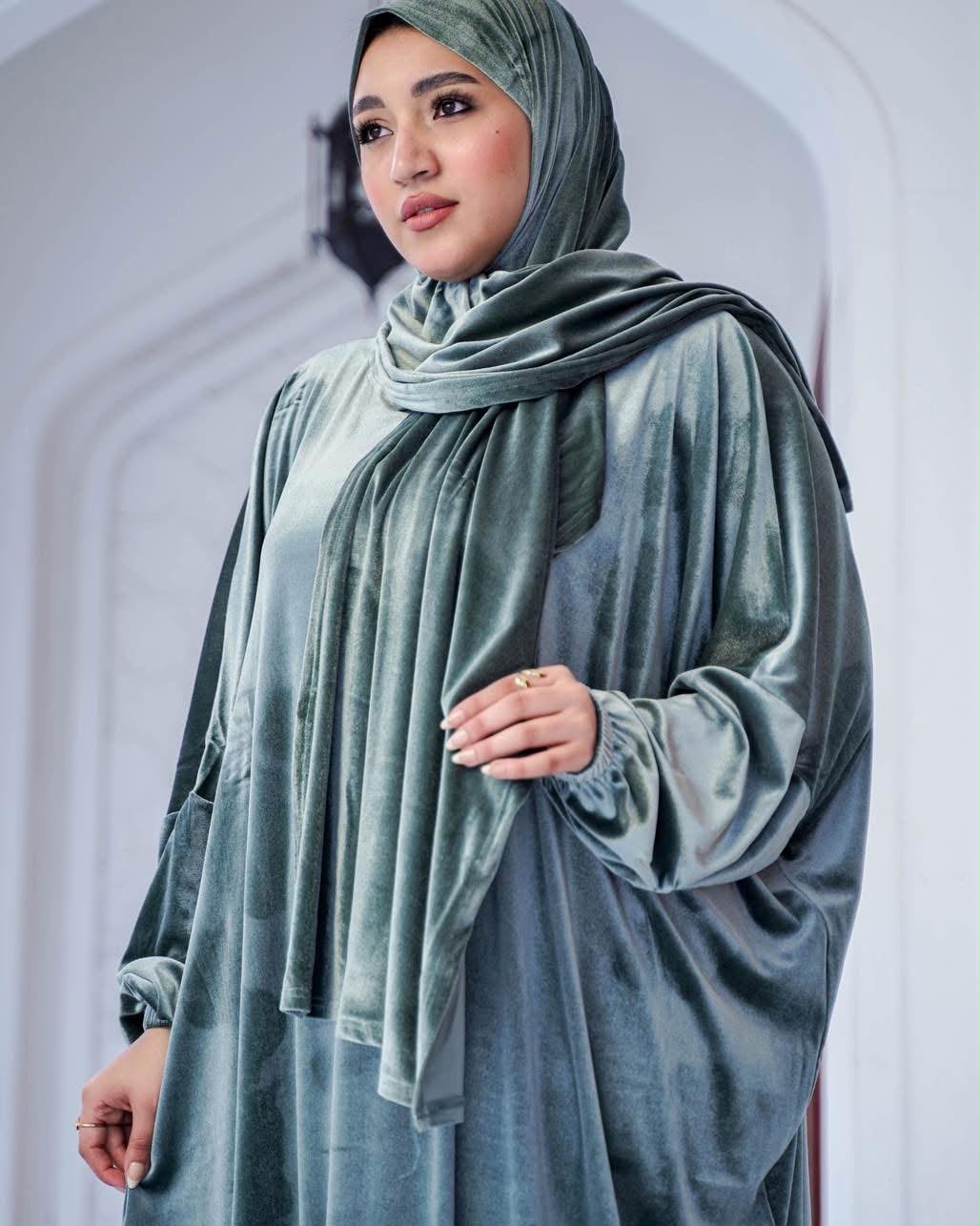 Women's Sage Green Velvet Prayer Dress