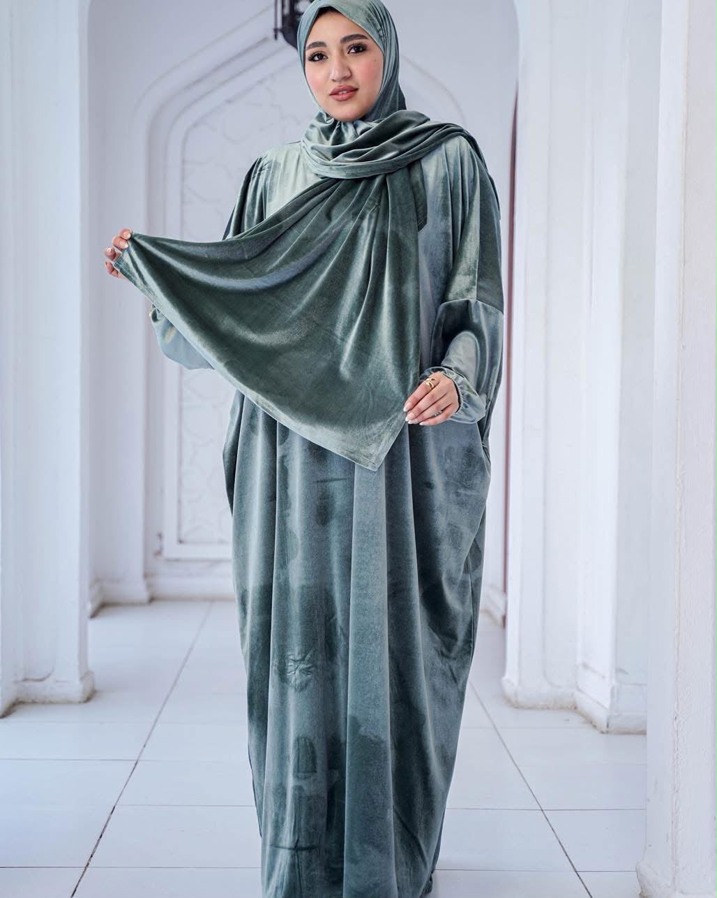 Women's Sage Green Velvet Prayer Dress